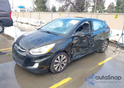 2015 Hyundai Accent Sport z USA, uszkodzony, nr VIN KMHCU5AE9FU232943